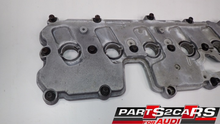 фото №9, Audi rs6 5.0 tfsi v10 buh кришка клапанів права