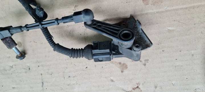 фото №6, A4 b9 8w датчик вирівнювання зад лампа 4m0907503 a5 8w