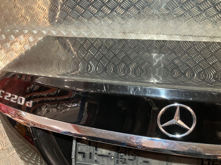 фото №6, Кришка багажника mercedes c клас w205 sedan лак 197