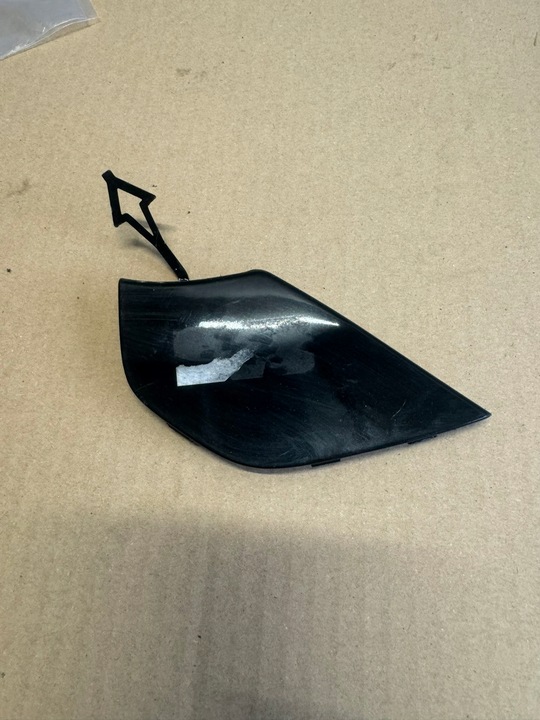 фото №1, Renault kadjar заглушка фаркоп бампера перед 511804962r