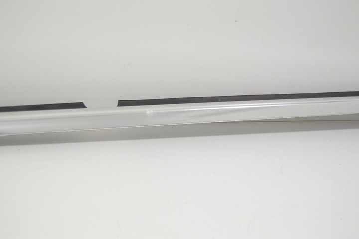 фото №3, Планка хром двері скла праві зад mercedes w219 cls 5.5 amg 2196900480