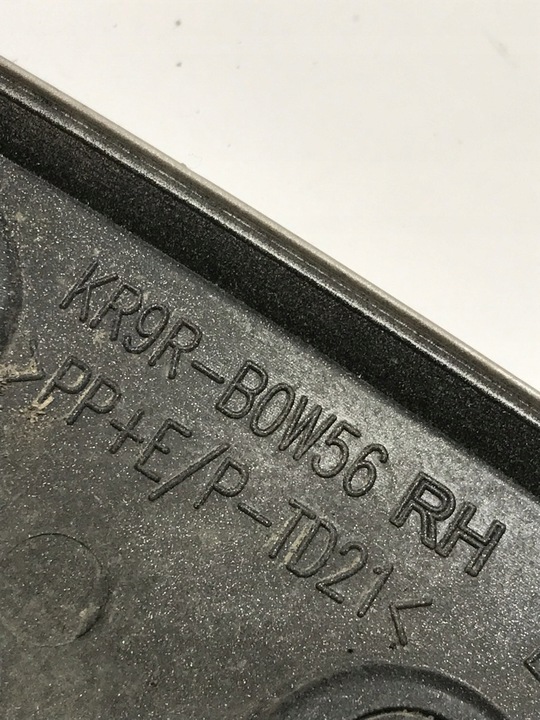 фото №11, Mazda cx-60 cx60 2023 планка накладка крила праві зад задня kr9r51w51