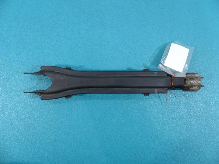 фото №1, Рычаг зад задний правые mercedes c w204 07-14 универсал