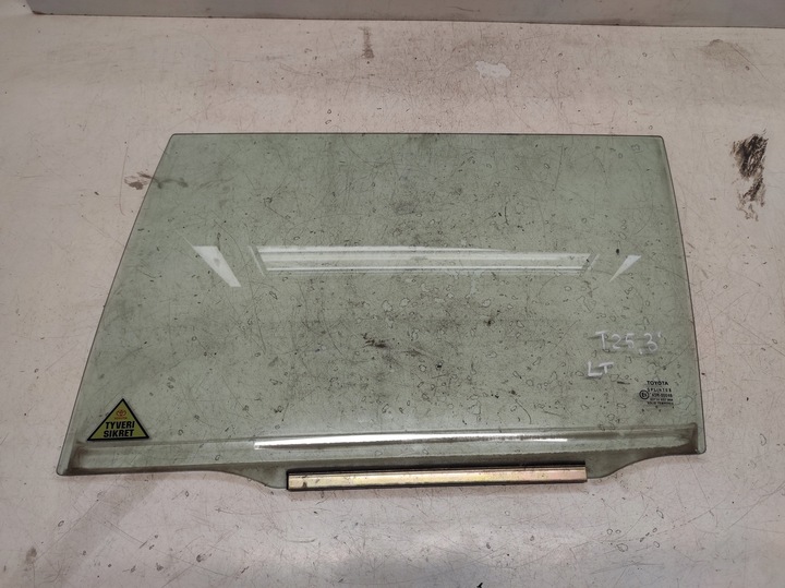 фото №2, Toyota avensis 2 ii t25 03- універсал скло ліва зад