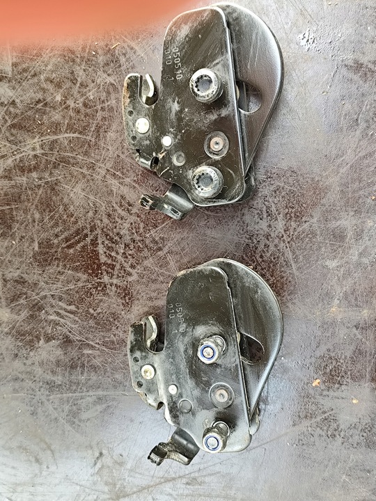 фото №7, Vw t5 t6mocowania зачіп тримач сидіння 2/3 ряд 7h0883389c 7h0883389d комплект