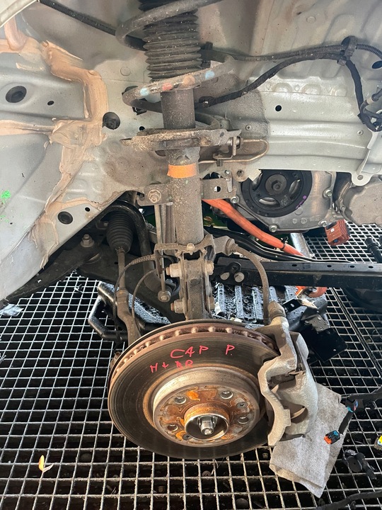 фото №1, Renault captur ii 1.6 e-tech гибрид правая поворотный кулак амортизатор ступица