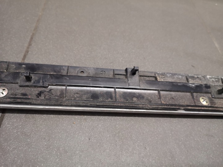 фото №11, Планка dekor обшивка левый зад a8 d3 длинный 4e4867419a