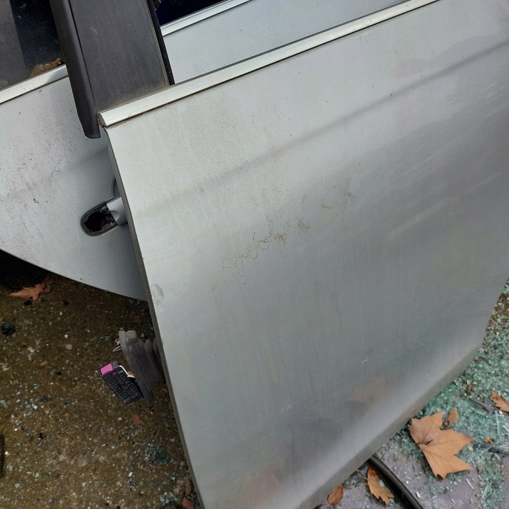 фото №6, Volkswagen vw golf v 5 универсал дверь левая задние серебристый