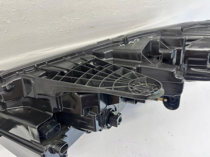 фото №12, Лампа правая правые полный led ford mustang mach-e mach e 20-