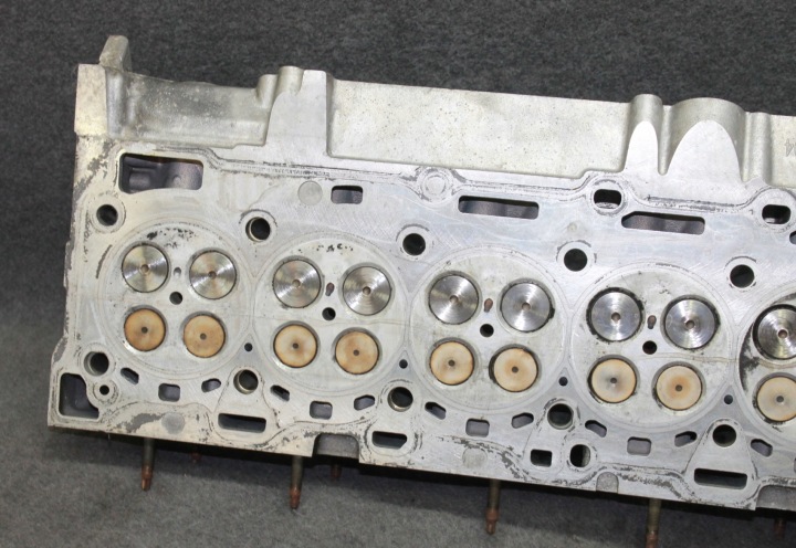 фото №9, Bmw e90 f07 f10 f01 x5 e70 n57d30a n57 2.5d 3.0d головка двигателя 7800001