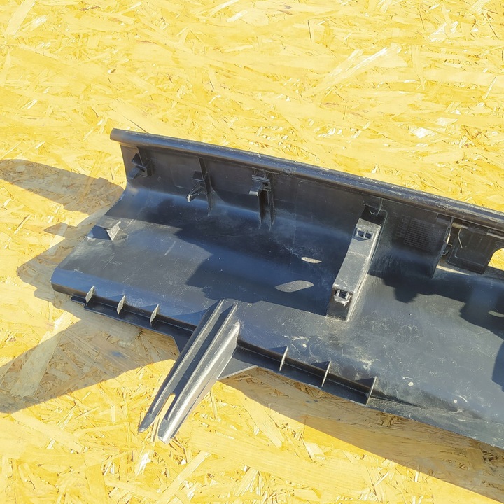 фото №5, Audi a5 sportback защита ремня заднего зад 8t8864483