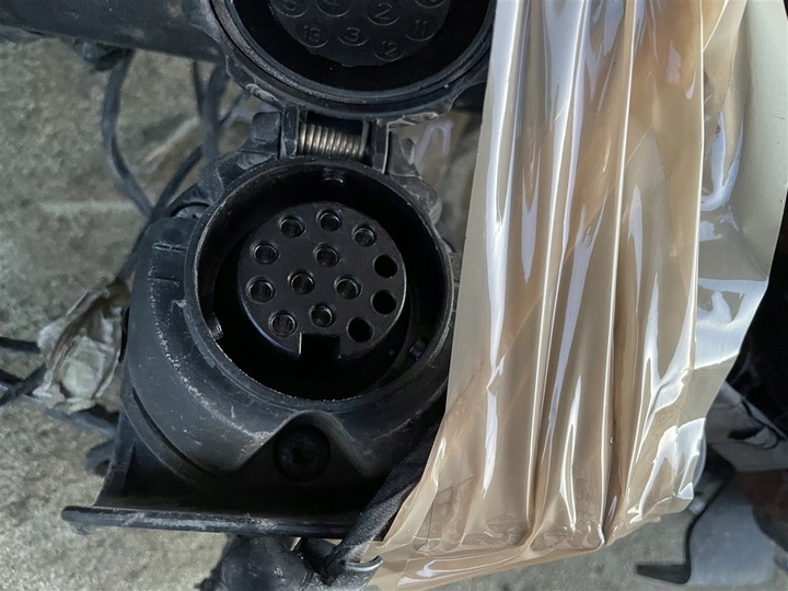 фото №7, Hak буксировочный без гидроусилителя kuli разъём 13 pin 6868625 brink bmw f48 x1 lci рестайлинг 21