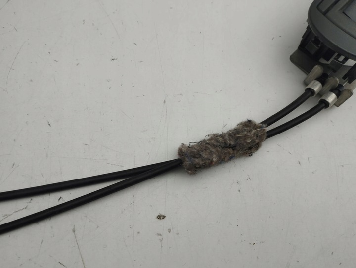 фото №7, Mazda cx-5 2013 левая сторона кабель / держатель заднего сиденье