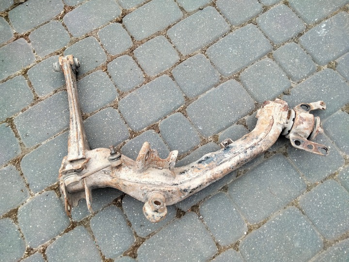 фото №5, Важіль зад avensis t25 2.2 d-cat sedan