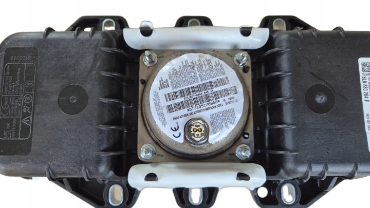 фото №9, Подушка  повітряна подушка пасажира skoda enyaq 2020- vw id.4 oem номер 5la880204f