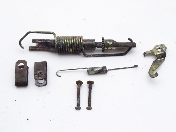 фото №5, Suzuki jimny iii 98-18 набор тормозной тормозные колодки тормозные левый зад