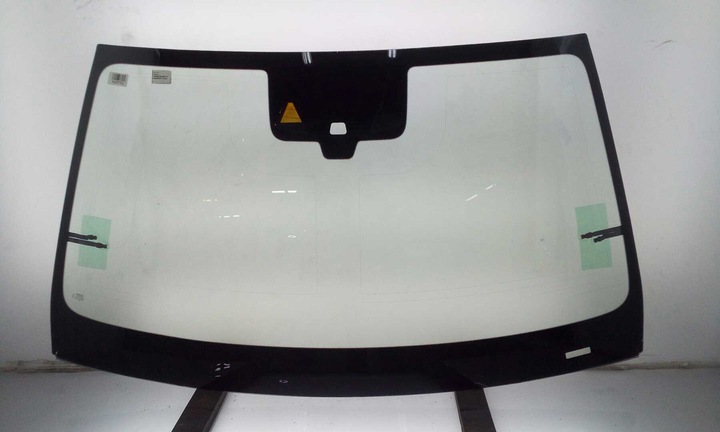 фото №1, Скло лобове передня mercedes c-klasa a205 2016- камери антена hud нова