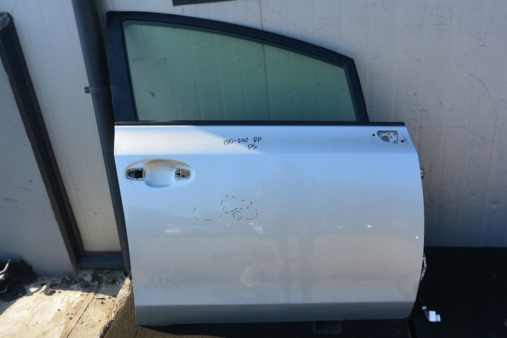 фото №1, Дверь правые перед стекло петли жгут 1f7 toyota prius plus + комплект