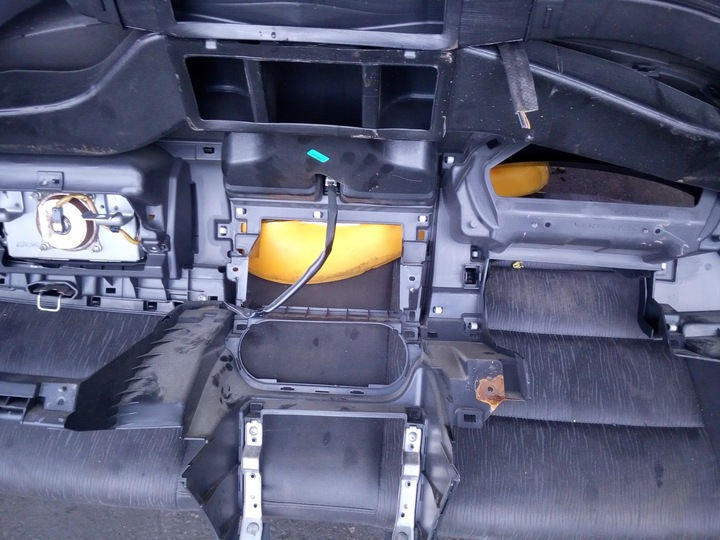 фото №14, Suzuki swift iv mk6 панель роздавальна подушка
