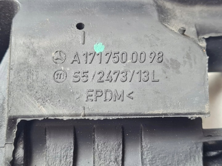 фото №11, 2006 mercedes-benz slk r171 уплотнитель крышки багажника a1717500098