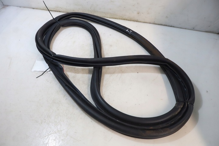 фото №3, Прокладка двері ліва задня skoda scala