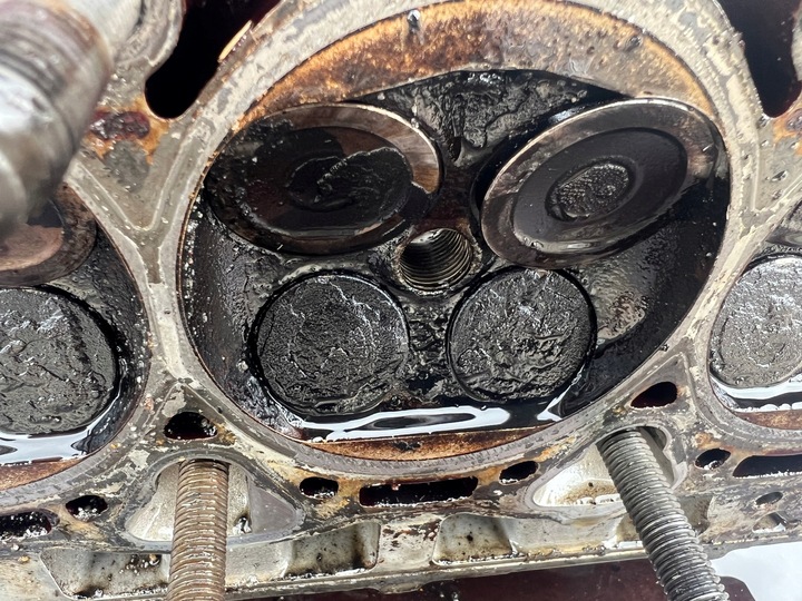 фото №5, Audi a4 b8 a5 8t 2.0 tfsi головка двигуна cdn 06h103373k