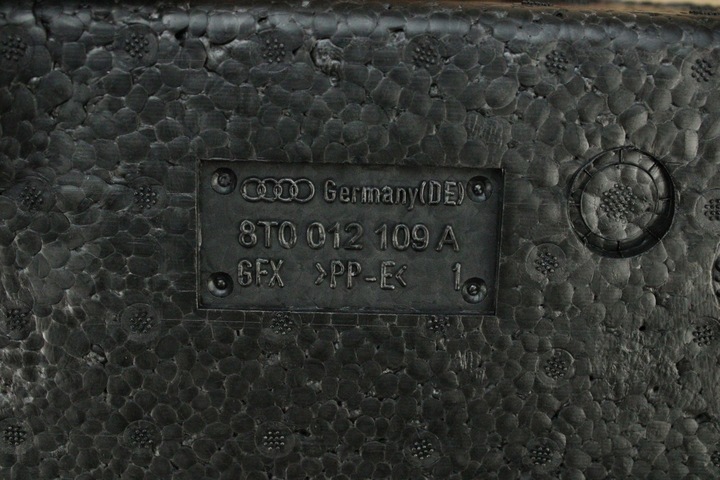 фото №8, Оригінальний вкладка колеса домкрат hak ключ audi a5 8t 8t0012109a 14km! комплект