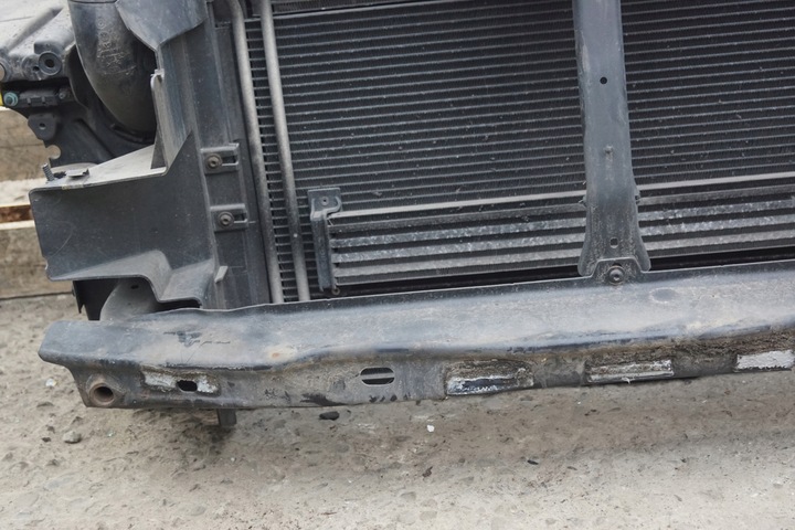 фото №11, Pas переднє радіатор vw touareg 7l 4.2 fsi