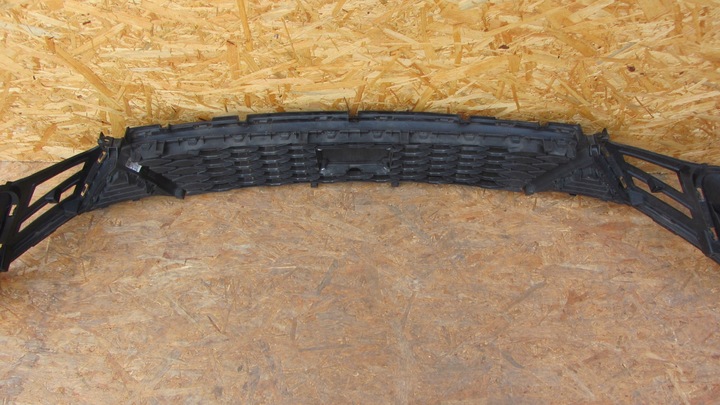 фото №8, Решётка бампера средняя перед kia ceed iii gt