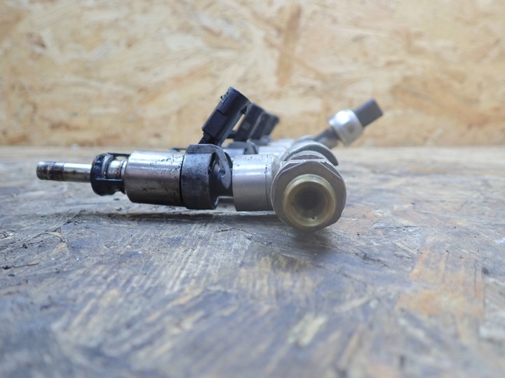 фото №6, Планка вприскувальний skoda octavia iii 2019 європа 4x4 універсал 06l133317n