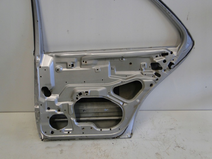 фото №7, Mercedes e класс 210 w210 дверь задние правые sedan