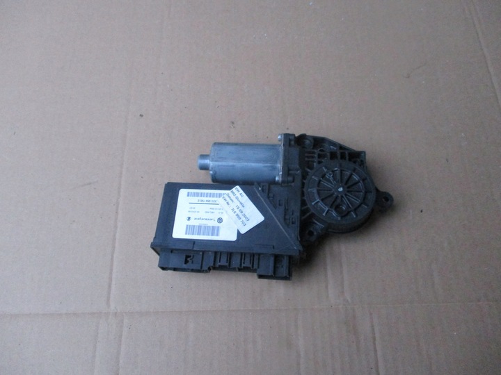 фото №1, Двигунчик скла лівий зад vw touareg 7l 3d0959795e