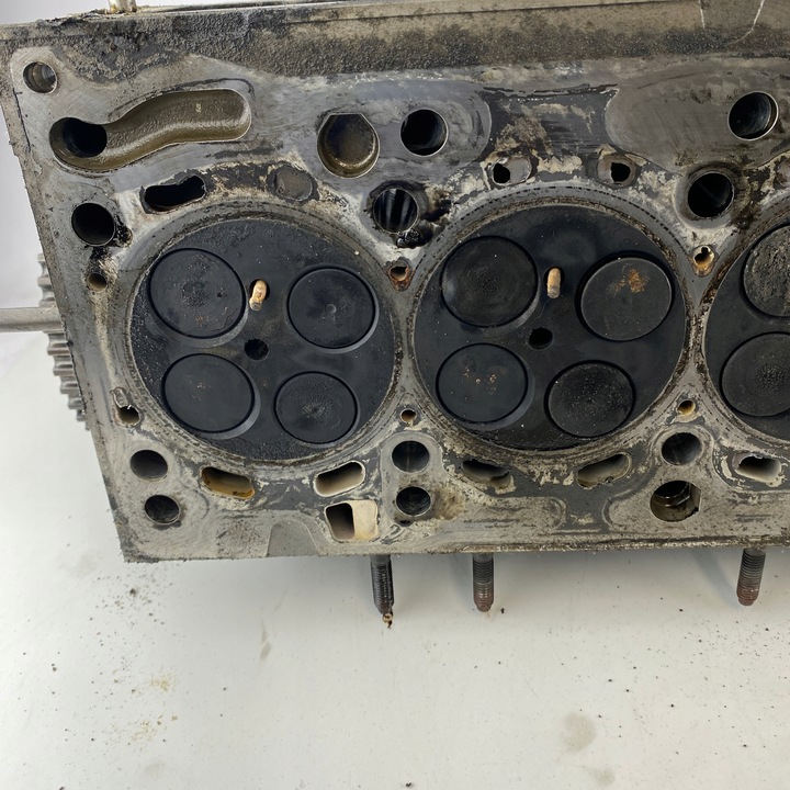 фото №9, Головка з розподільчі вали audi a3 vw golf 2,0 seat skoda 2.0 gtd tdi