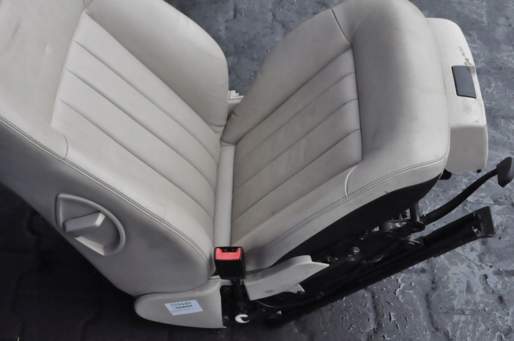 фото №10, Mercedes w212 сиденье левый перед кожа англичанин