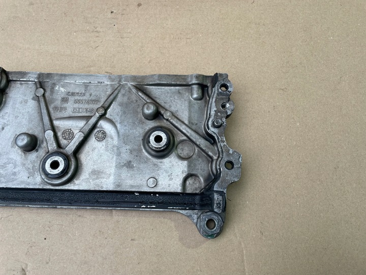 фото №5, Opel astra k 1.6 cdti корпус розподільний вал 55574202