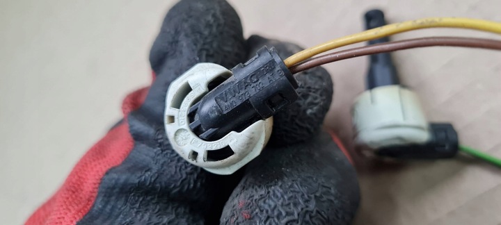 фото №8, Sq5 q5 80a штекер роз'єм амортизатора 4m0973702at a4 b9 s4 a5 8w