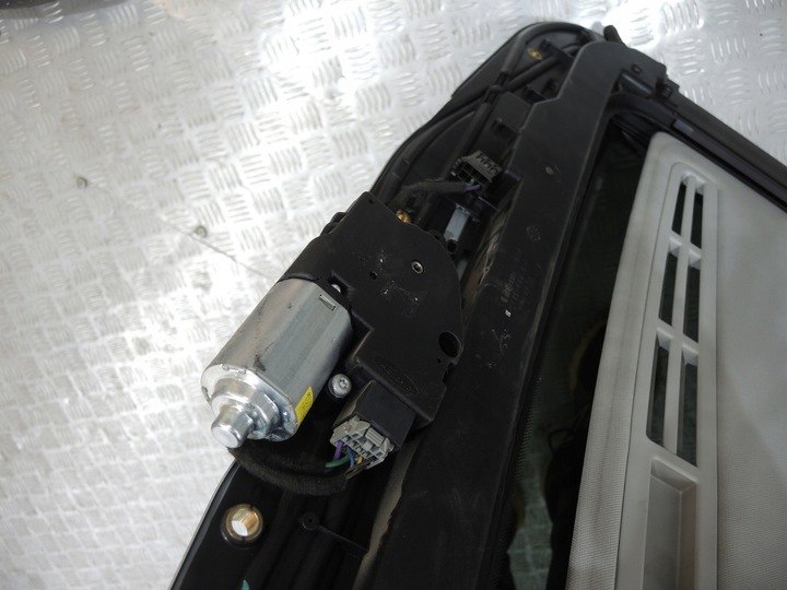 фото №7, Mercedes cls w218 c218 люк моторчик kpl