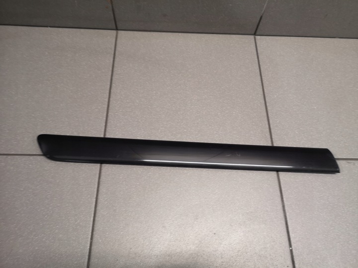 фото №1, Планка крила права audi a4 b6 cabrio 8h0853984