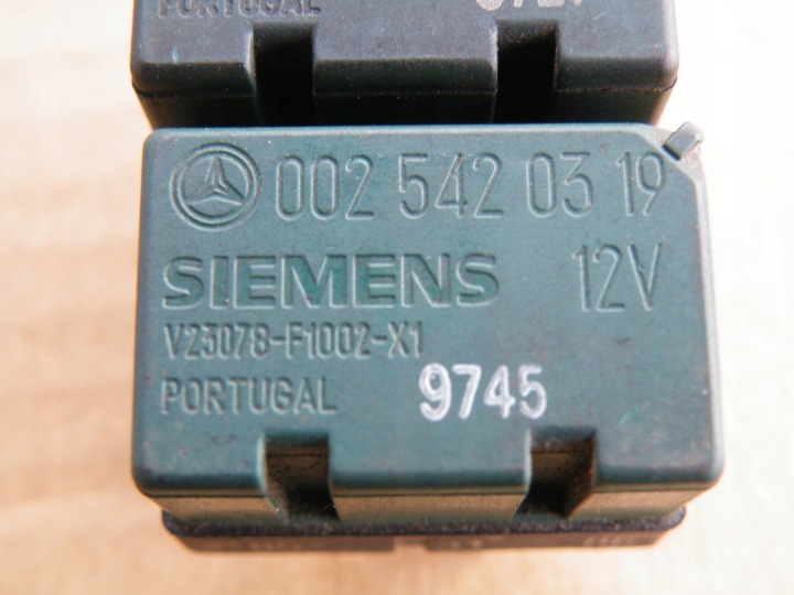 фото №8, Mercedes c класс w202 реле 12v 0025420319