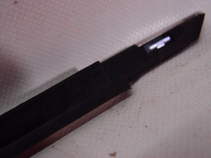 фото №8, Планка ущільнювач двері правий перед bmw 5 g30