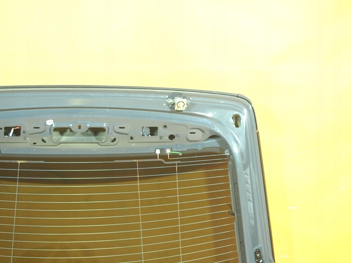 фото №11, Audi q3 83a 22km крышка зад задняя багажника спойлер стекло lx7m