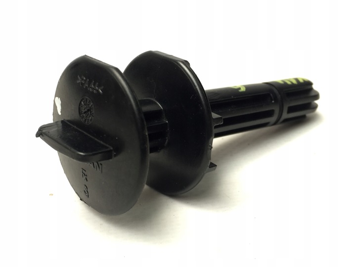 фото №1, Micra k14 штифт кріплення радіатор