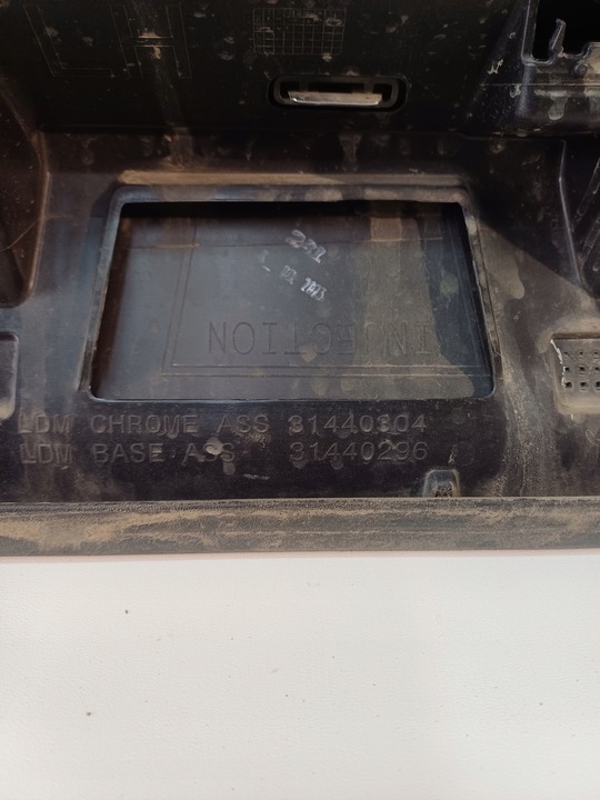 фото №11, Планка двері лівий зад заднє ліва volvo xc60 ii 2 написи 17-