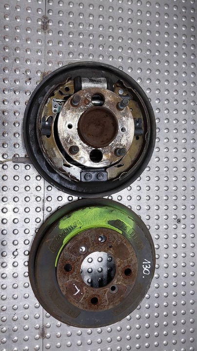 фото №1, Ступица барабан левый зад kpl 8v511113a ford fiesta mk7