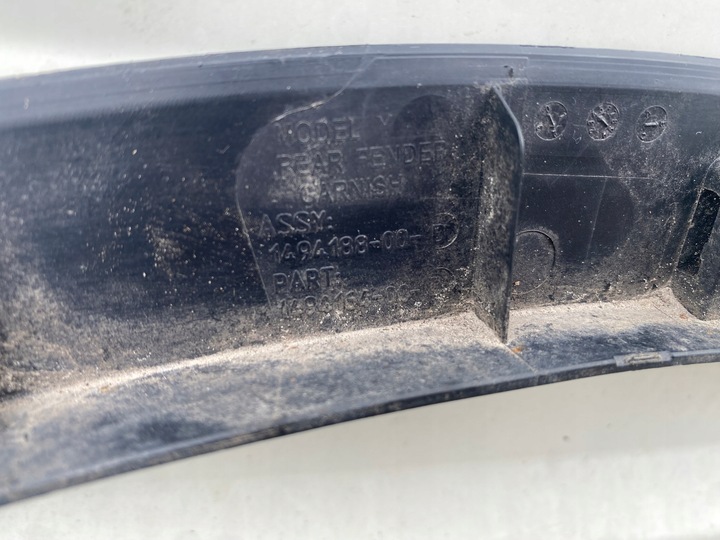 фото №10, Планка крыльев правая задняя правая заднее tesla модель y eu