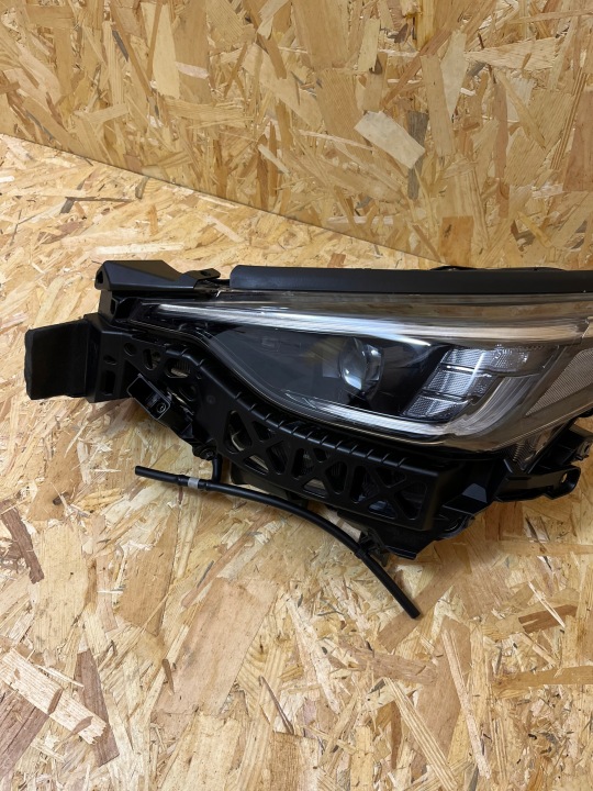 фото №12, Фара передняя левая + правая subaru xv iii crosstrek od 2024- полный led европа