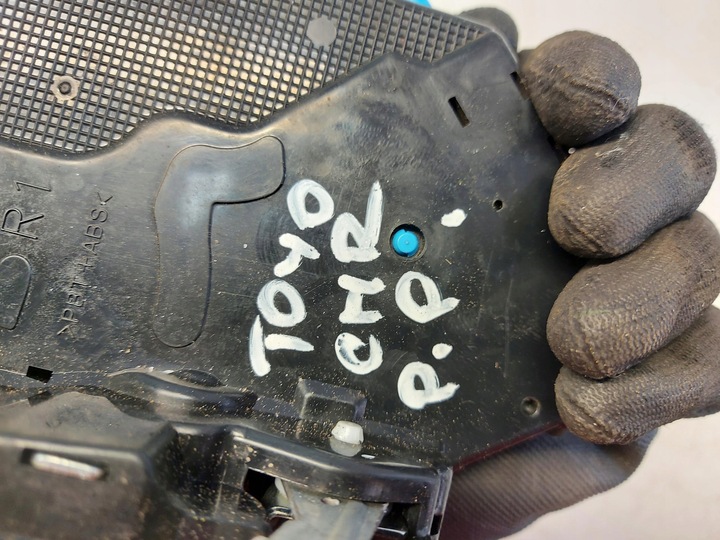 фото №5, Toyota chr замок двері правий перед