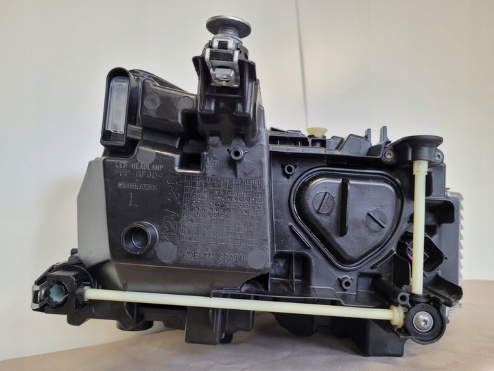 фото №12, Лампа передняя левая левый перед matrix audi q4 etron e-tron 89a 89a941035