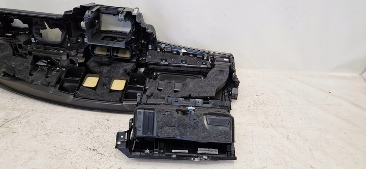 фото №9, Mercedes cls w218 218 панель роздавальна консоль шкіра 2010-2018r