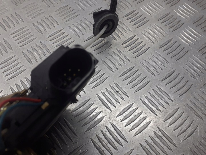 фото №2, Замок дверь центральный левый зад audi a2 1.4
